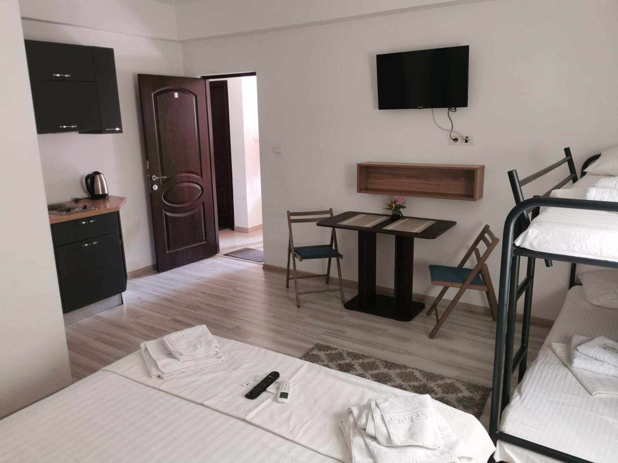 יאשי Hotel Ipsilanti מראה חיצוני תמונה